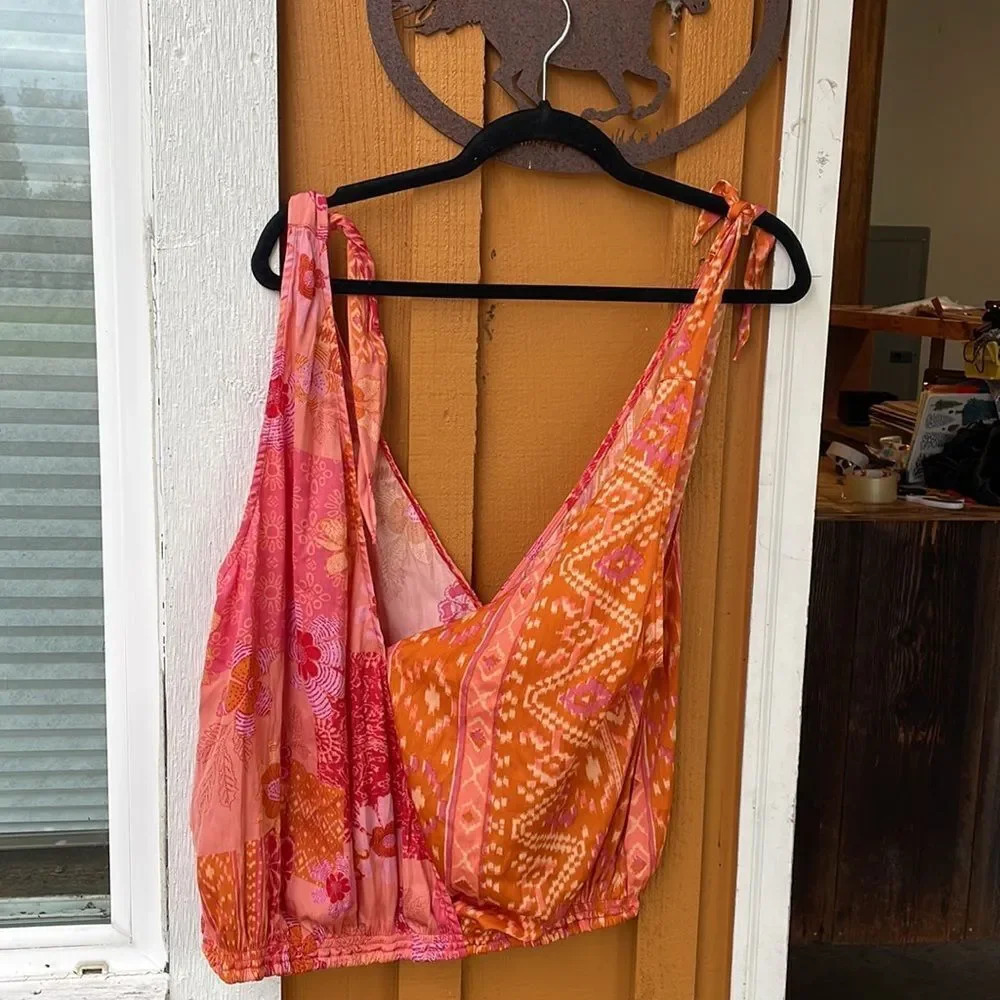 NWT Free People woman’s bright pink and red flowly tank top - Picture 5 of 13